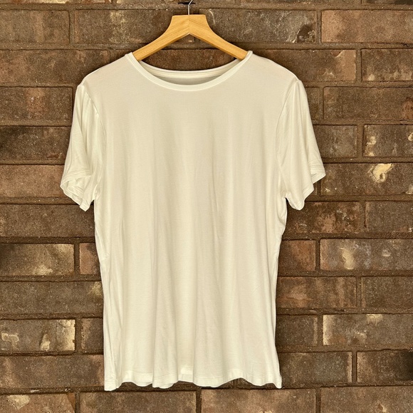 Nine West Soft Spun Rayon White Classic Tee Large - Picture 7 of 12
